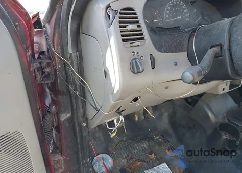 2000 Ford Ranger Xl/Xlt from USA, damaged, VIN 1FTYR10C2YPB30566